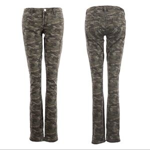 Blank NYC Camo Print Army Green Classic Low Rise Skinny Jeans Size 26